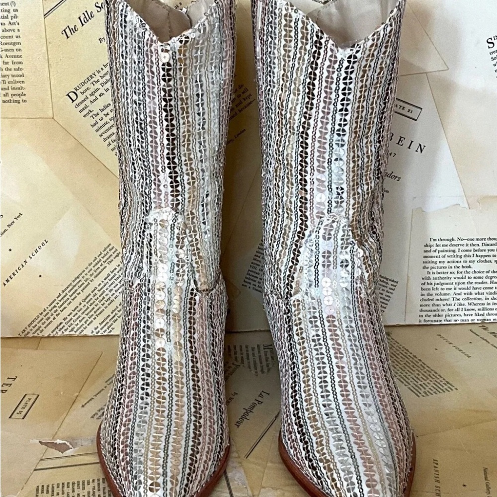 Free People MOMO Luna Sequin Boots Ivory Gold Silver Cowboy Back Zipper - Picture 11 of 12